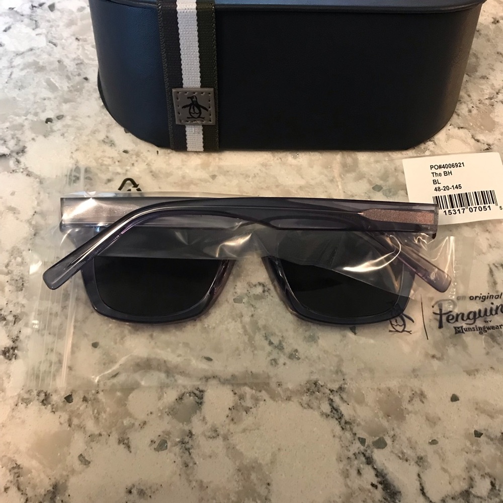 Original Penguin blue BH sunglasses - Picture 2 of 6